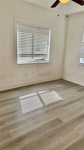 2238 NW 5th St 1, Miami, FL 33125