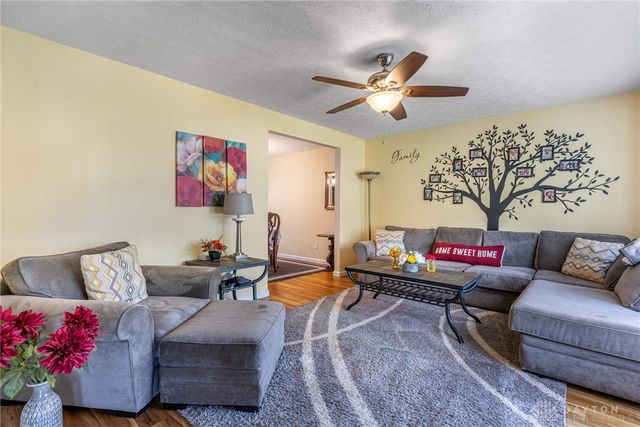 274 Tamarack Trail, Springboro, OH 45066