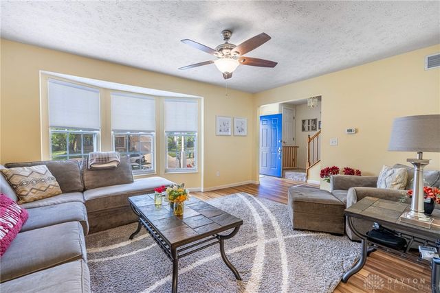 274 Tamarack Trail, Springboro, OH 45066