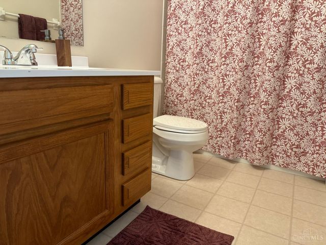 2139 Castle Pines Court, Hamilton, OH 45013