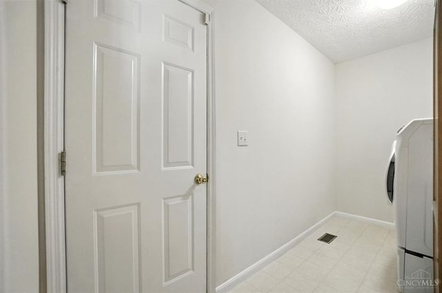 2139 Castle Pines Court, Hamilton, OH 45013