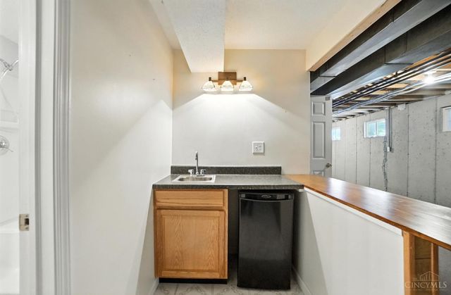 2139 Castle Pines Court, Hamilton, OH 45013