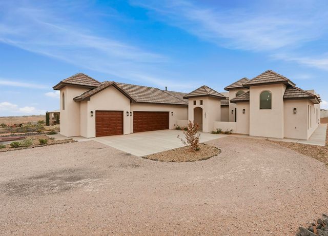 2021 Santa Ana Road NE, Rio Rancho, NM 87144