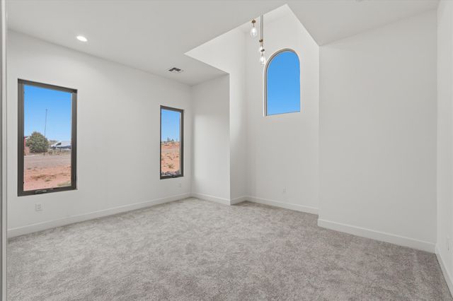 2021 Santa Ana Road NE, Rio Rancho, NM 87144