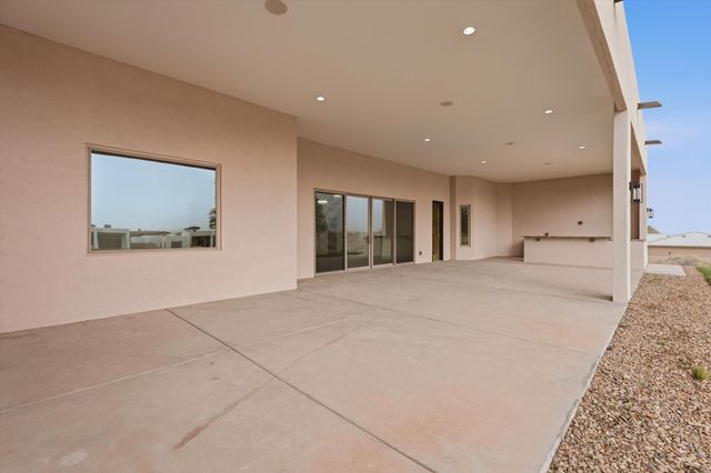 2021 Santa Ana Road NE, Rio Rancho, NM 87144