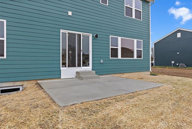 517 Iris Drive, Yellow Springs Vlg, OH 45387