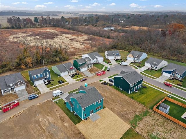 517 Iris Drive, Yellow Springs Vlg, OH 45387
