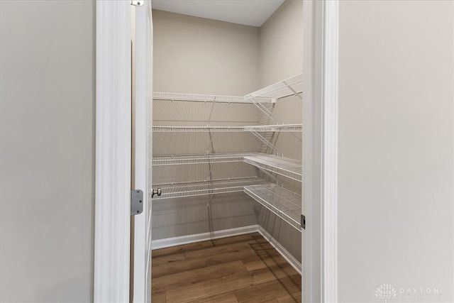 517 Iris Drive, Yellow Springs Vlg, OH 45387