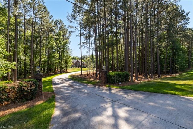 1147 NC Highway 62 W, High Point, NC 27263