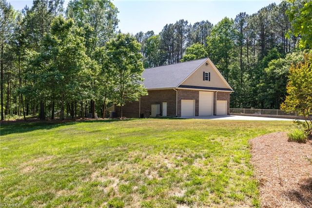 1147 NC Highway 62 W, High Point, NC 27263