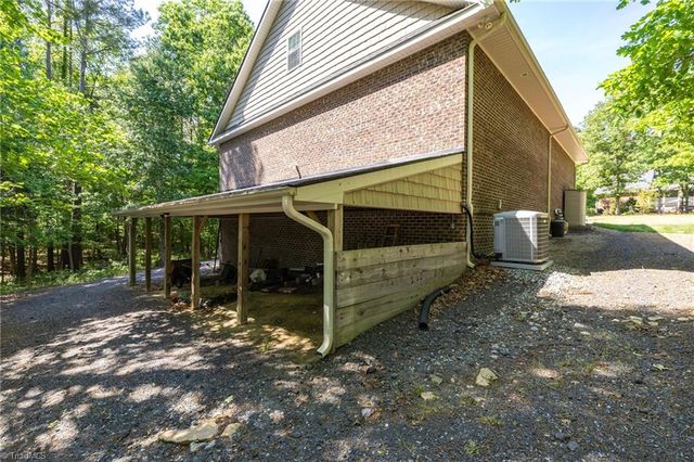 1147 NC Highway 62 W, High Point, NC 27263