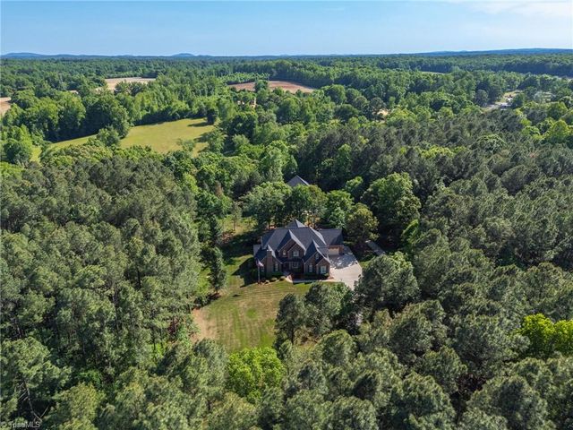 1147 NC Highway 62 W, High Point, NC 27263