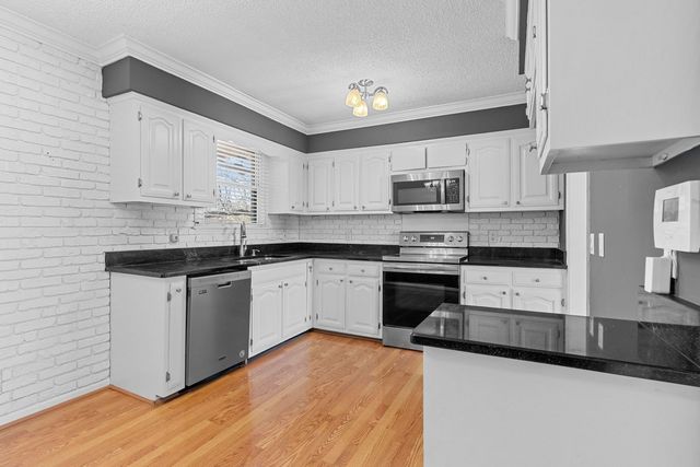 604 Highland View Ct, Hermitage, TN 37076