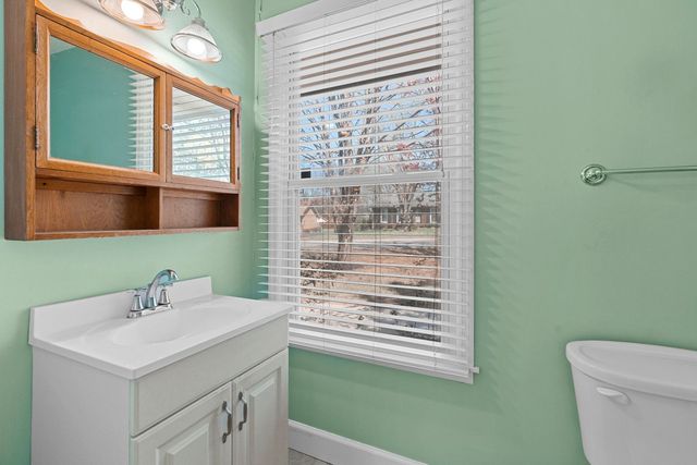604 Highland View Ct, Hermitage, TN 37076