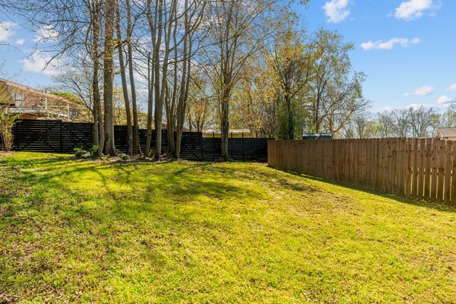 604 Highland View Ct, Hermitage, TN 37076