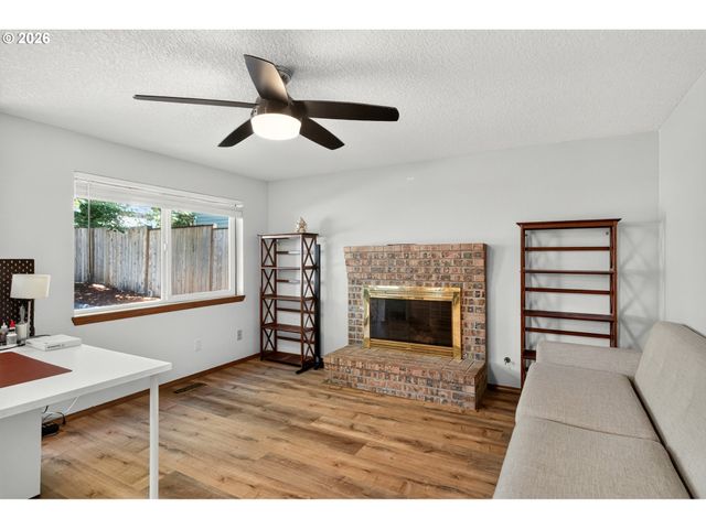 12701 Sw SORREL DOCK Ct, Portland, OR 97223