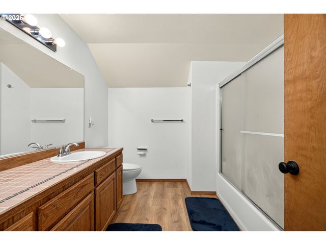12701 Sw SORREL DOCK Ct, Portland, OR 97223