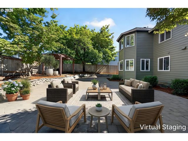 12701 Sw SORREL DOCK Ct, Portland, OR 97223