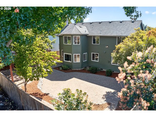 12701 Sw SORREL DOCK Ct, Portland, OR 97223