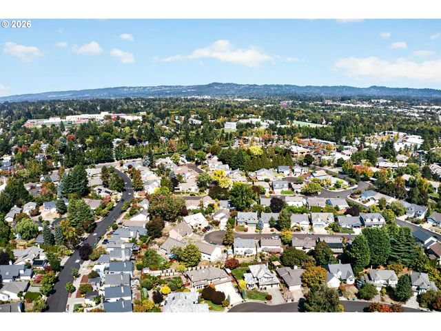 12701 Sw SORREL DOCK Ct, Portland, OR 97223