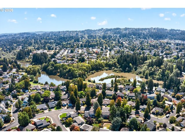 12701 Sw SORREL DOCK Ct, Portland, OR 97223