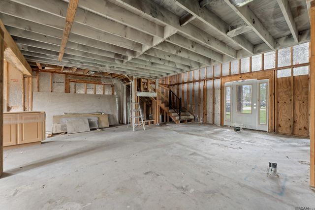 44431 Lakewood Dr, Prairieville, LA 70769