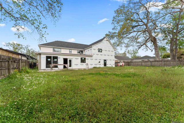 44431 Lakewood Dr, Prairieville, LA 70769