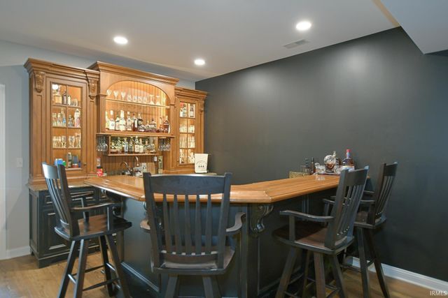 8633 Copper Creek Drive, Newburgh, IN 47630