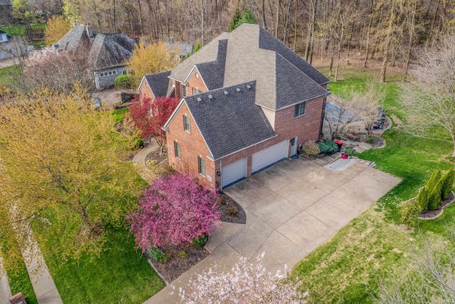 8633 Copper Creek Drive, Newburgh, IN 47630