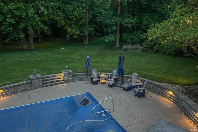 8633 Copper Creek Drive, Newburgh, IN 47630