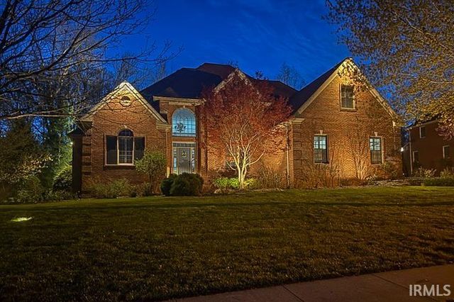 8633 Copper Creek Drive, Newburgh, IN 47630