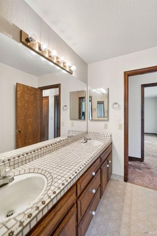 170 Irwin St, San Rafael, CA 94901