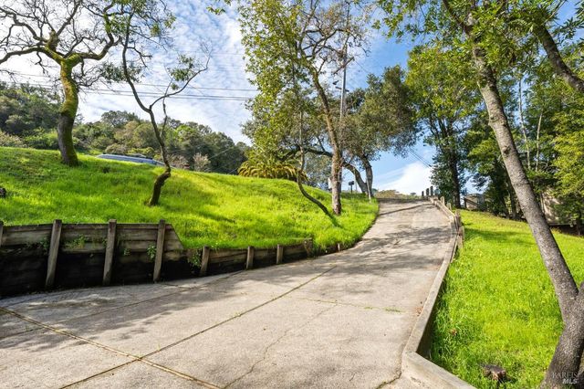 170 Irwin St, San Rafael, CA 94901