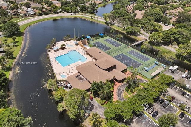 2384 NW 34th Way, Coconut Creek, FL 33066