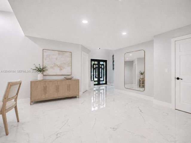 2384 NW 34th Way, Coconut Creek, FL 33066