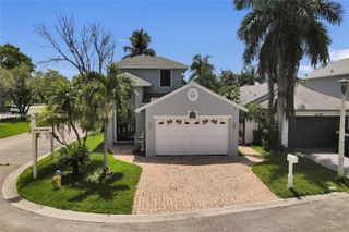 2384 NW 34th Way, Coconut Creek, FL 33066