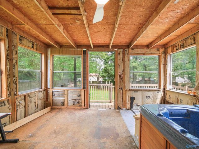 5008 Nail Road NW, Huntsville, AL 35810