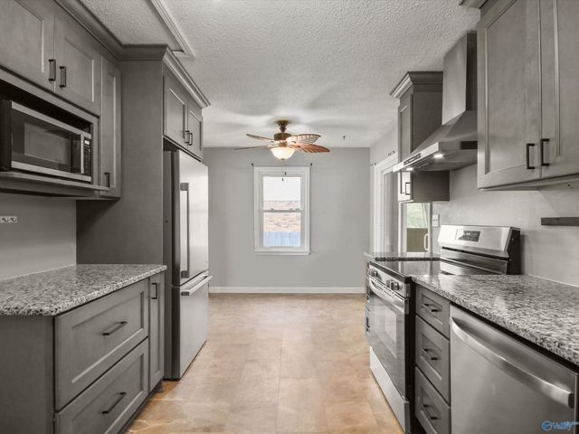 5008 Nail Road NW, Huntsville, AL 35810