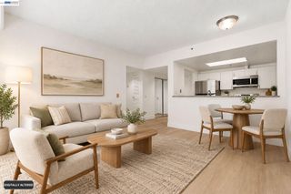 989 Webster Street 546, Oakland, CA 94607