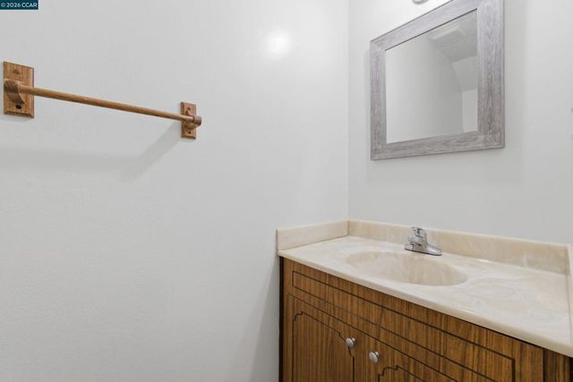 1423 Saint James Pkwy, Concord, CA 94521