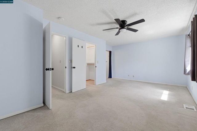 1423 Saint James Pkwy, Concord, CA 94521