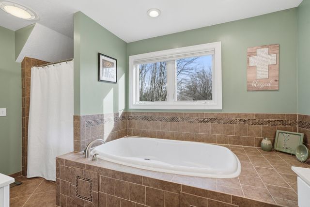 7049 Turkey Glen Trail, Cooper Twp, MI 49009