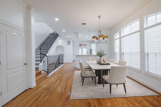 702 Asbury Street, Houston, TX 77007