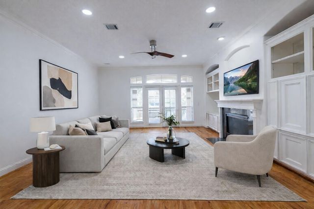 702 Asbury Street, Houston, TX 77007