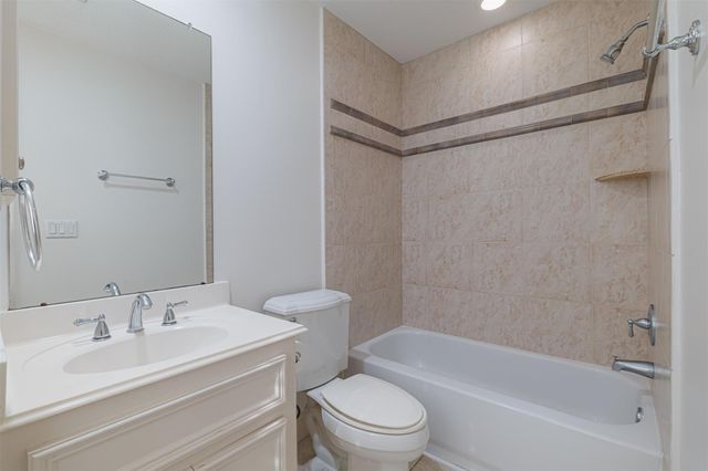 702 Asbury Street, Houston, TX 77007