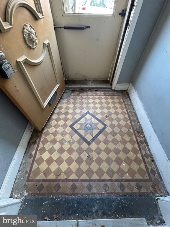 2430-2432 MASCHER ST N, PHILADELPHIA, PA 19133 — photo 2