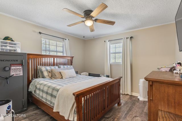 5055 NE Lake Circle Drive, Cleveland, TN 37312