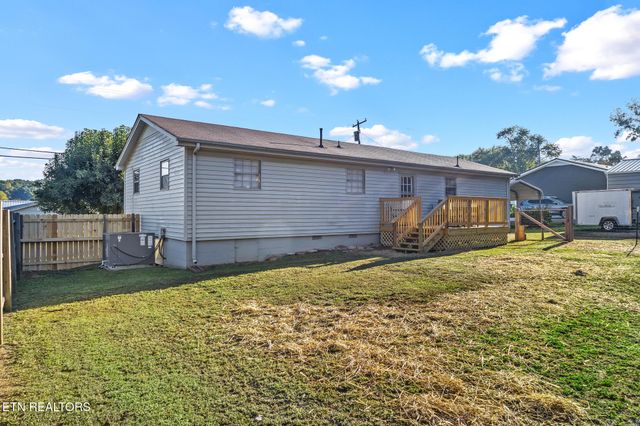 5055 NE Lake Circle Drive, Cleveland, TN 37312