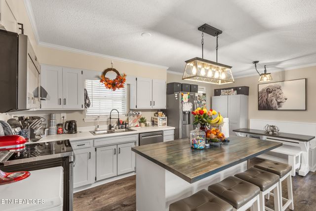 5055 NE Lake Circle Drive, Cleveland, TN 37312