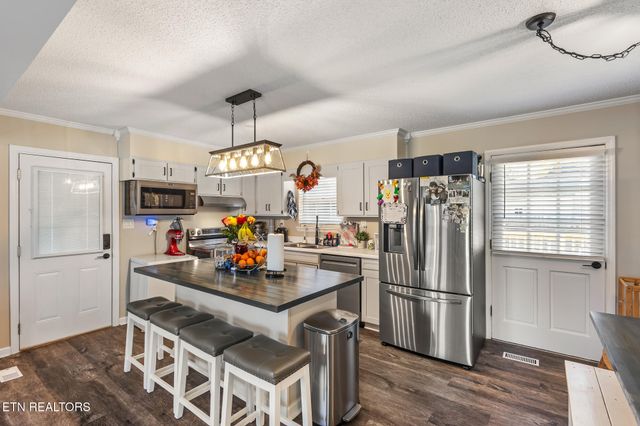 5055 NE Lake Circle Drive, Cleveland, TN 37312